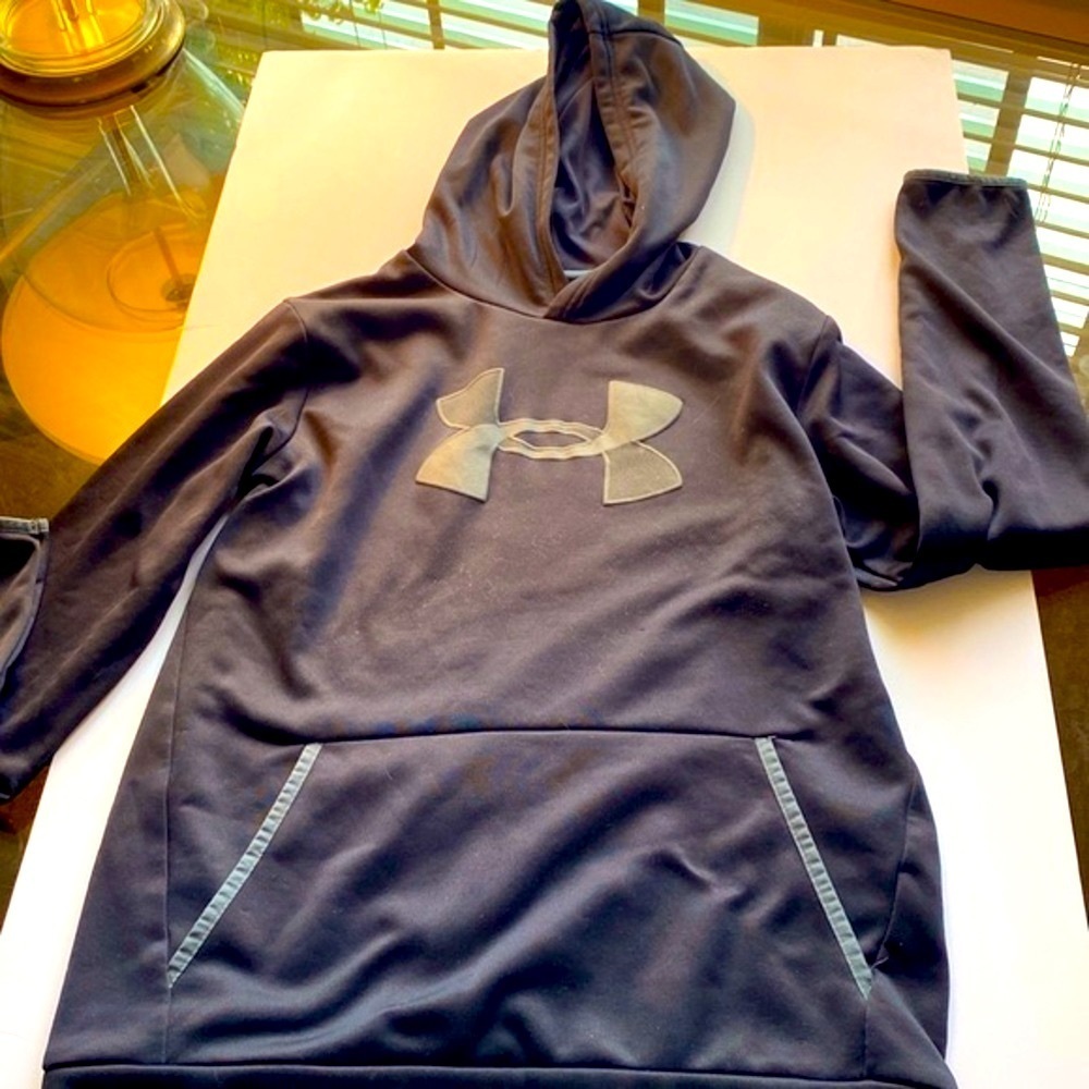 UNDER ARMOUR BOY’S YOUTH XL BLACK PULLOVER HOODIE Kangaroo Pouch  EUC